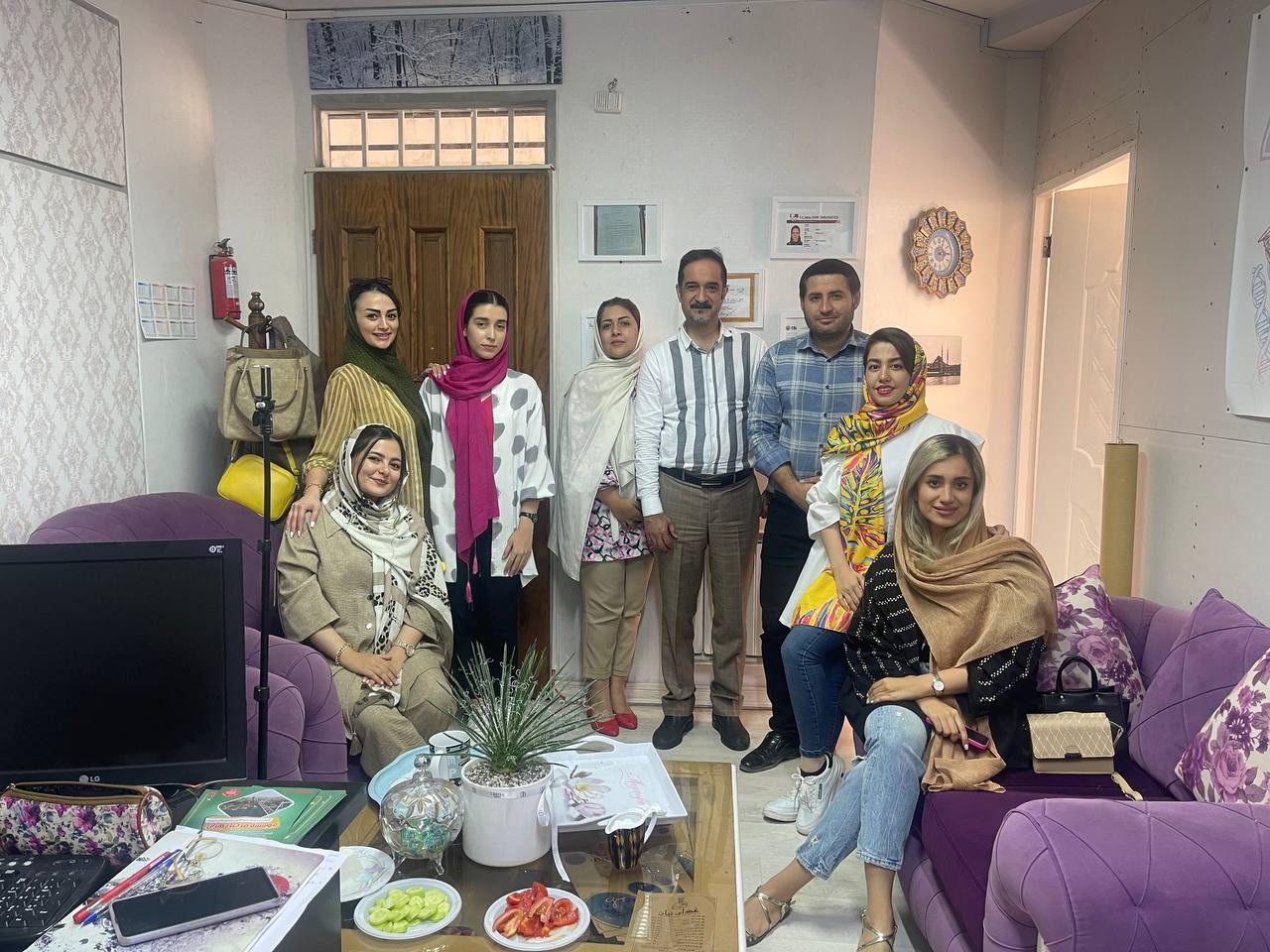 کلاس های گروهی مکالمه و گرامر  سطح مبتدی با کتاب ینی استانبول و یدی ایکلیم