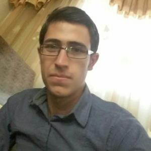 اشکان طاهرخانی