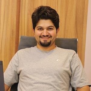 نیما استخری